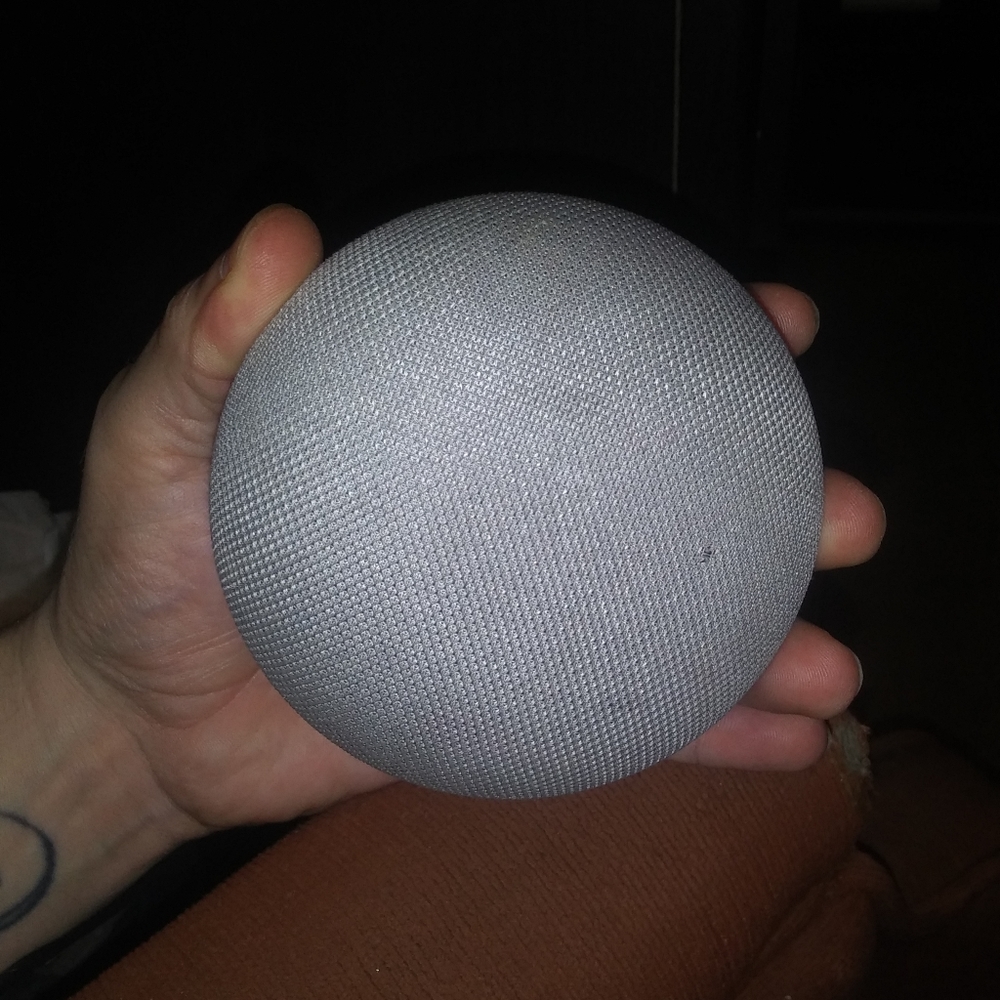 Google ihome speaker
